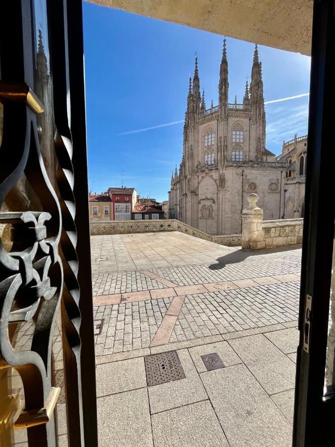 Atuaire Home Balcon Con Vistas A La Catedral De Burgos Exterior photo